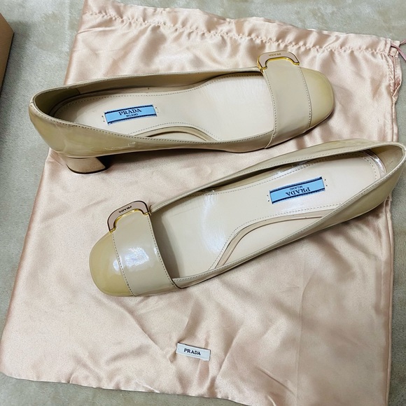 Prada shoes - Picture 5 of 13